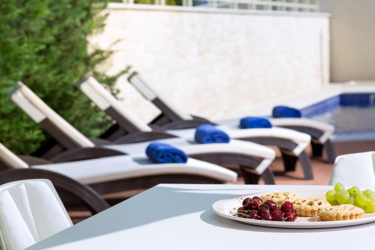 Tar-Vabriga Villa Sylvia By Hmz Villas מראה חיצוני תמונה